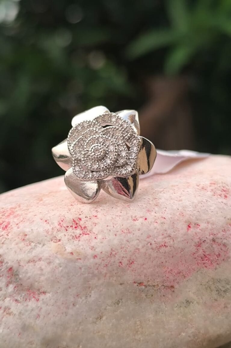 Elegant flower ring golden (2)