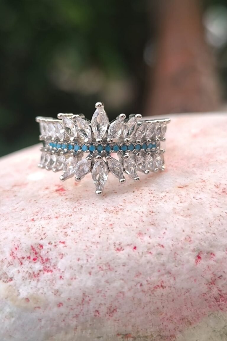 Silver ring with silver stone