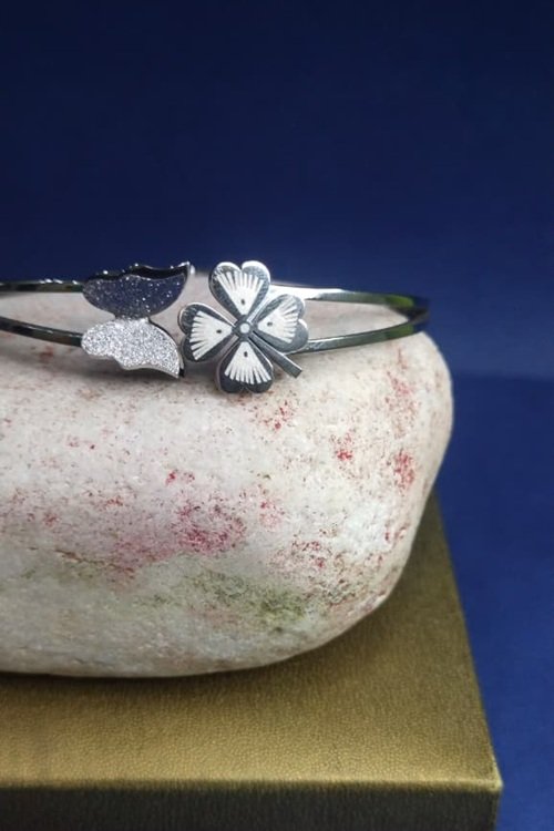 Stainless steel silver butterfly cuff bracelets (2)